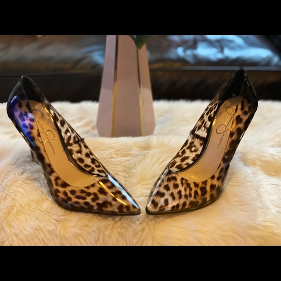 Leopard Print pumps - Picture 2 of 4